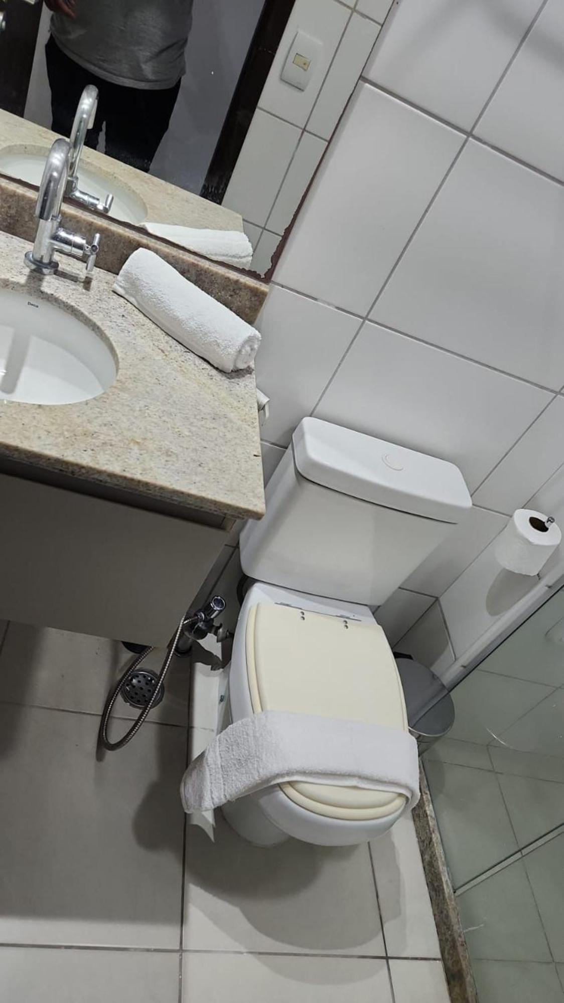 Flat 2 Quartos A 100M Da Praia De Boa Viagem Ресифи Экстерьер фото